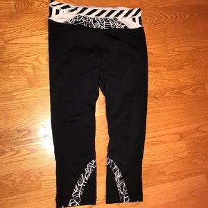 Lululemon Inspire Crop Leggings Size 8